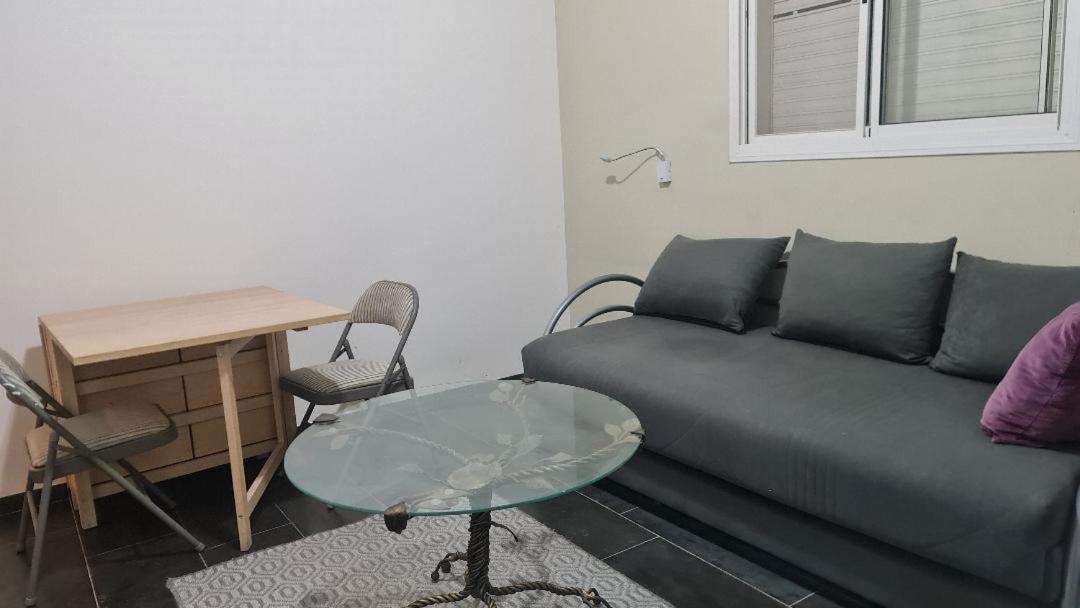 At The Kibbutz Apartment Ashdot Ya'akov Ihud