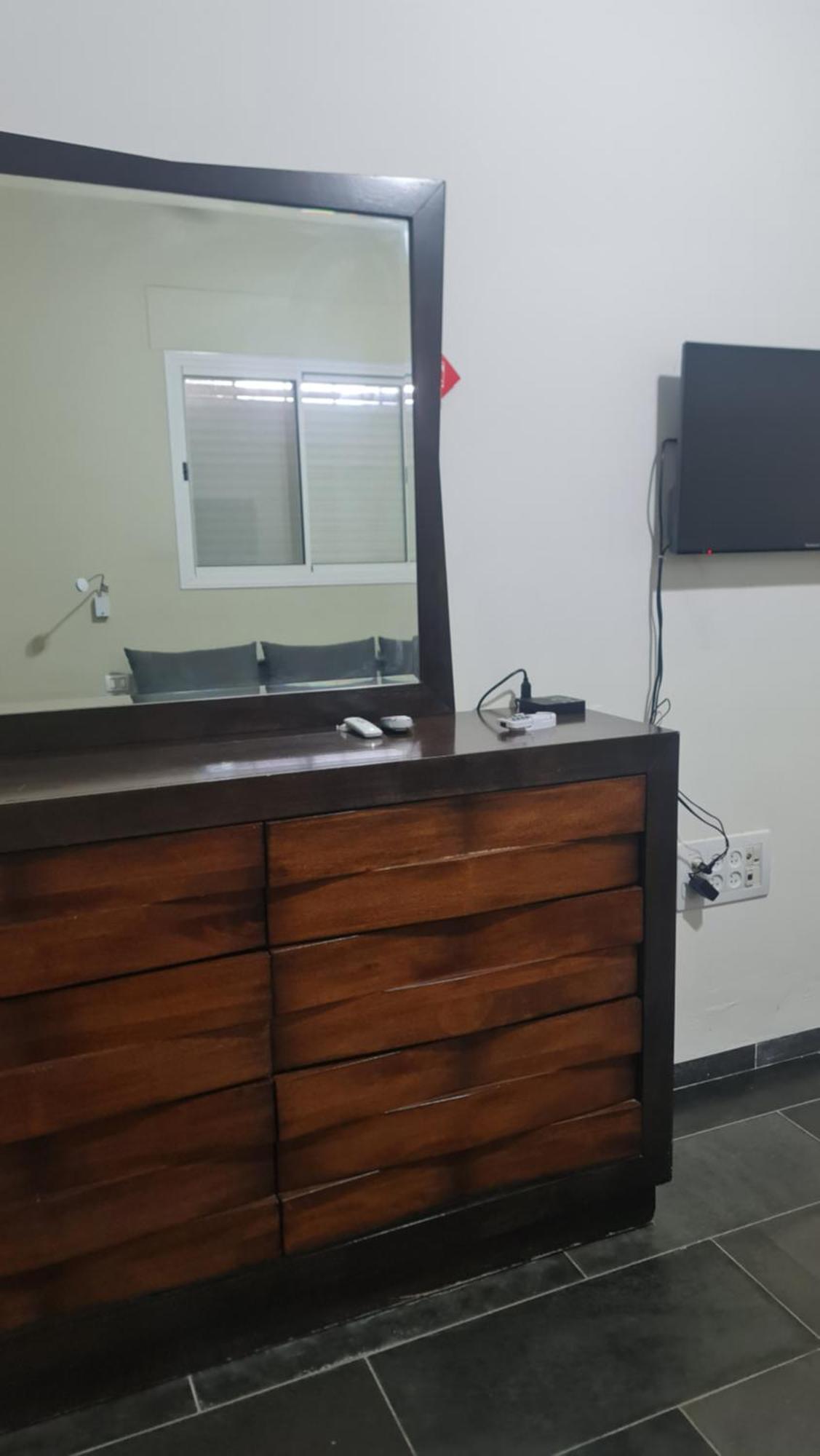 At The Kibbutz Apartment Ashdot Ya'akov Ihud